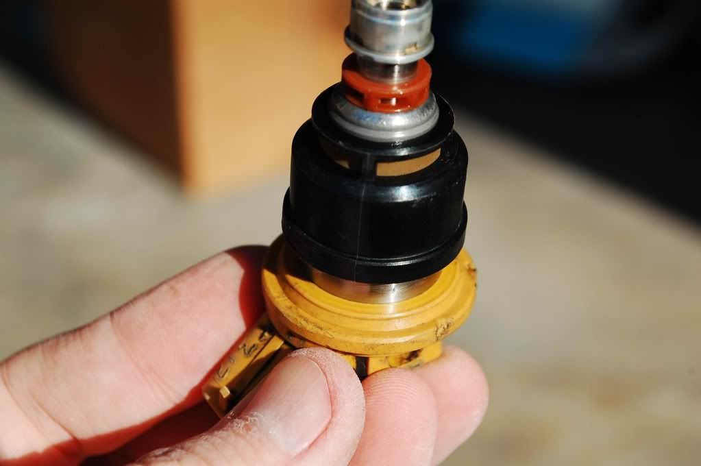 ('03'05) Sidefeed Injector Leaking (w/ Video) Need help and